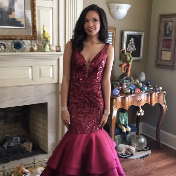 Mermaid Prom Dress 💃 - Picture 3 of 3